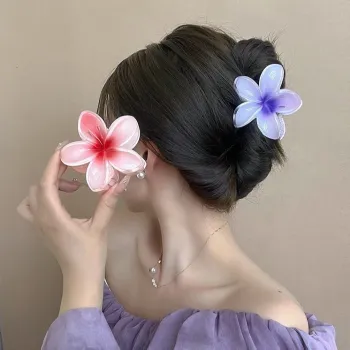 Flower Shape Hair Claw Clips (1 Pc)